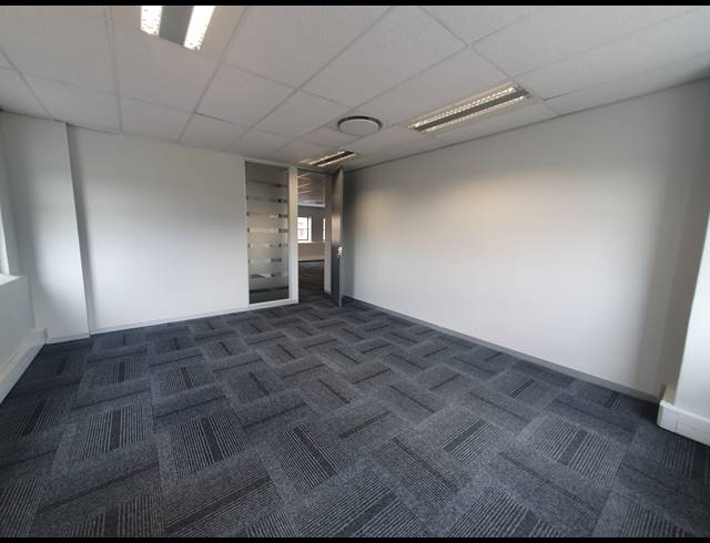 797M² OFFICE TO LET IN BEDFORDVIEW